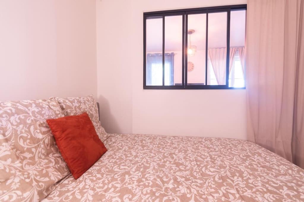 Le Cocon-T2-40M2-Centre Ville 10Min Disney Bussy-Saint-Georges Bagian luar foto