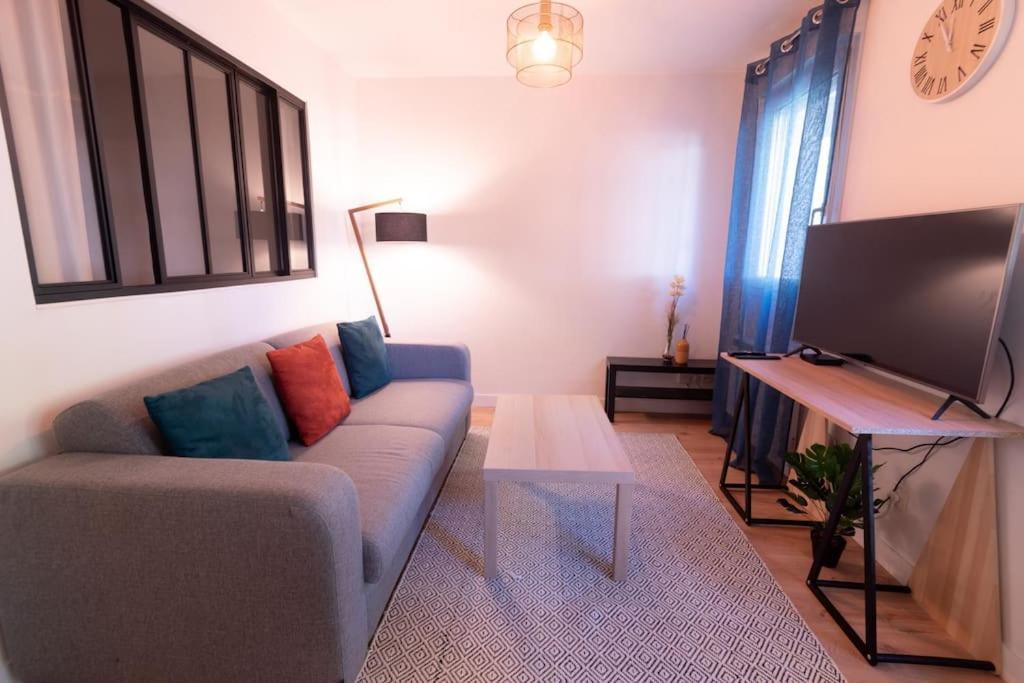 Le Cocon-T2-40M2-Centre Ville 10Min Disney Bussy-Saint-Georges Bagian luar foto